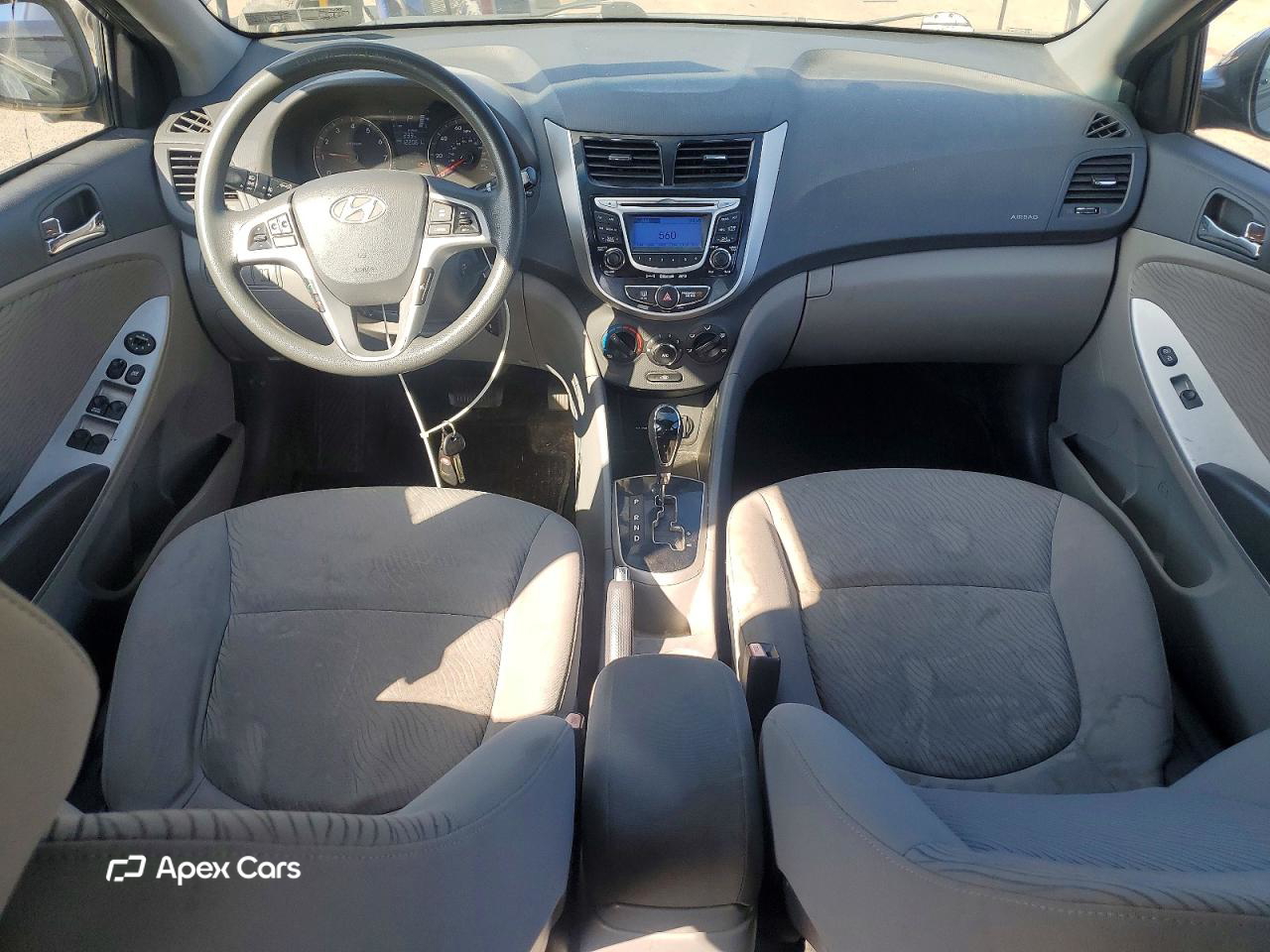 Hyundai Accent 2012