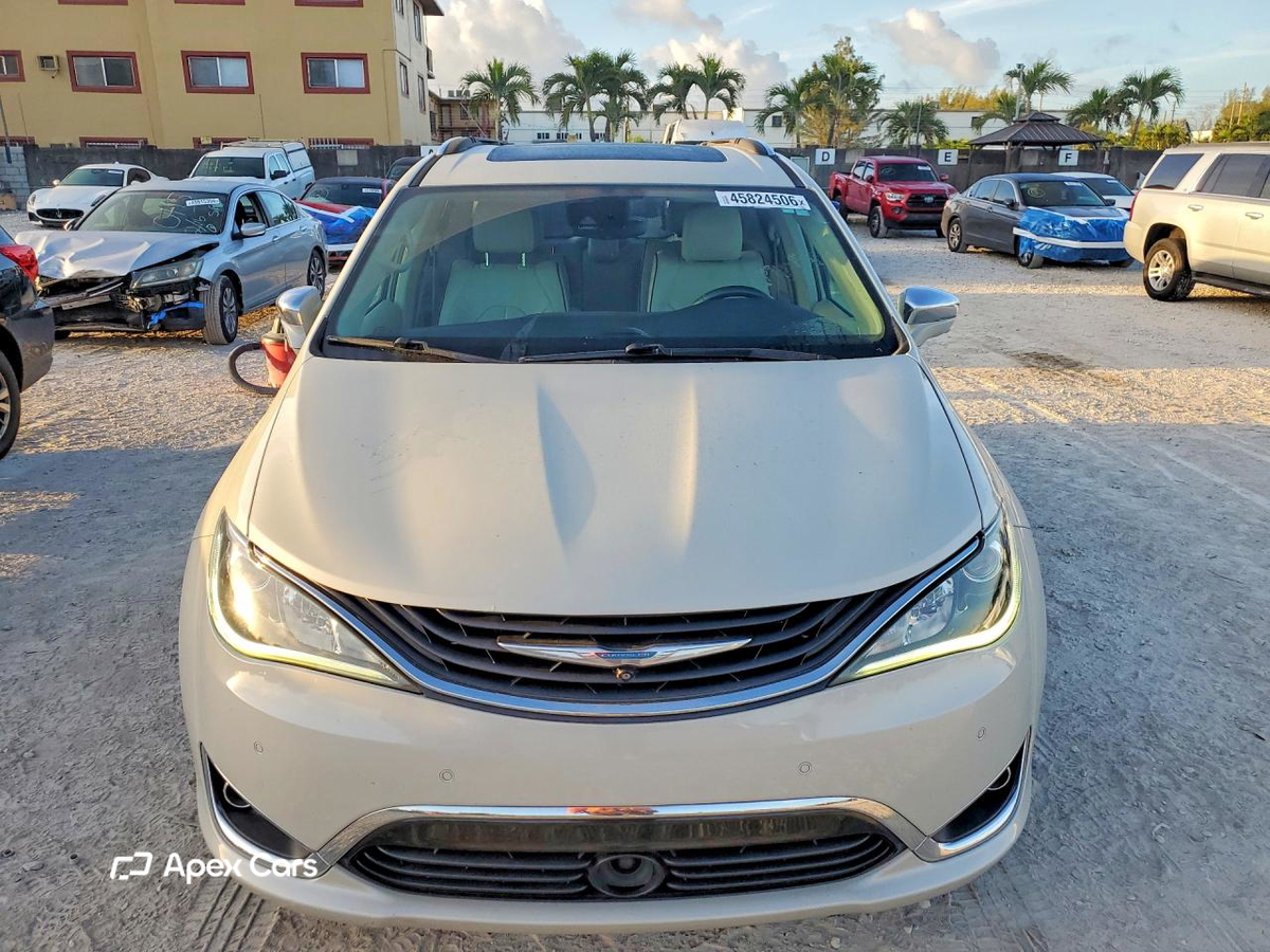 Chrysler Pacifica 2017