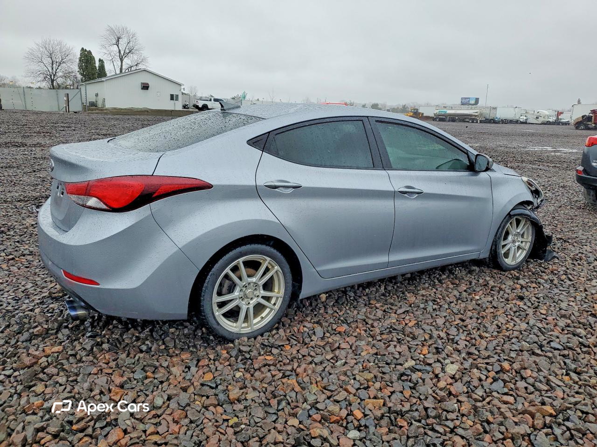 Hyundai Elantra 2016