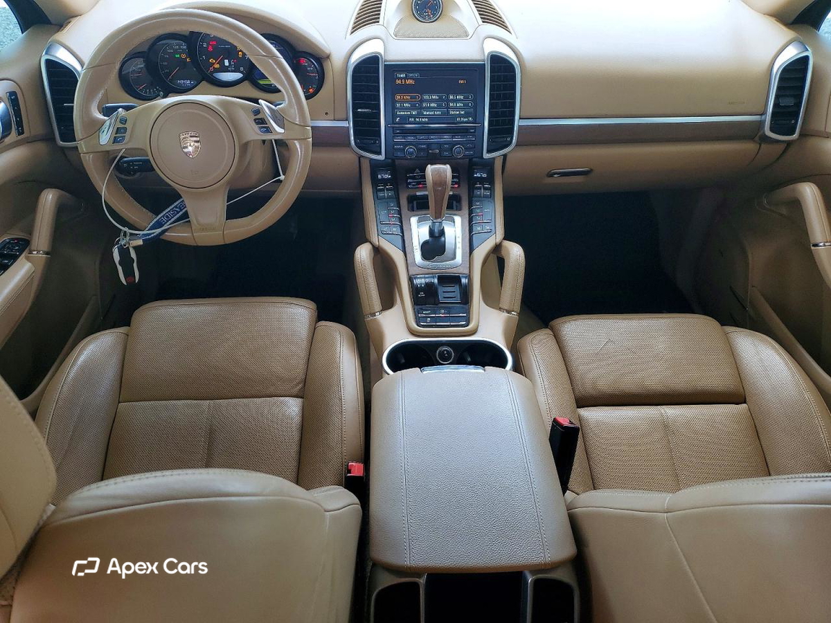 Porsche Cayenne 2014