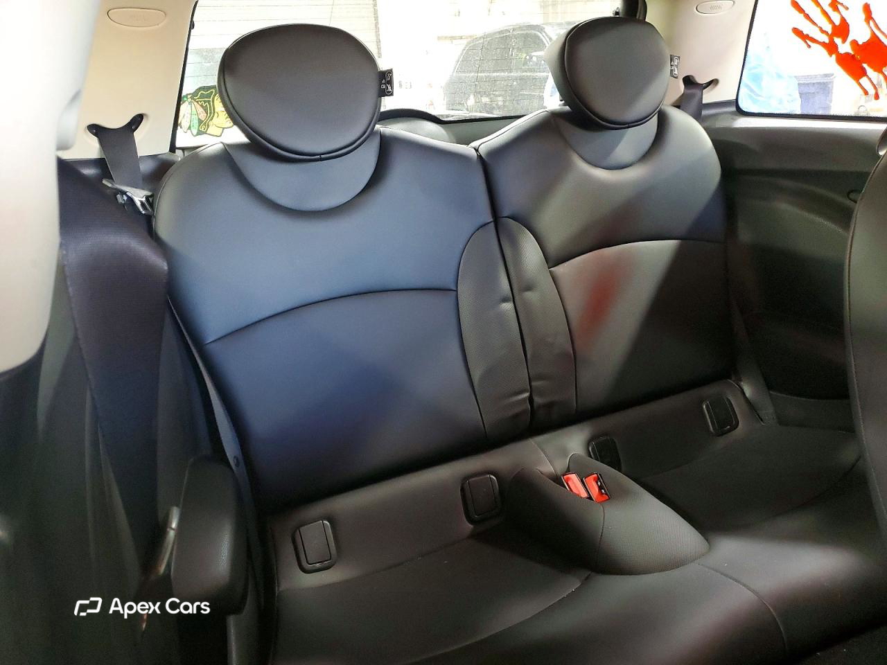 MINI Cooper 2012
