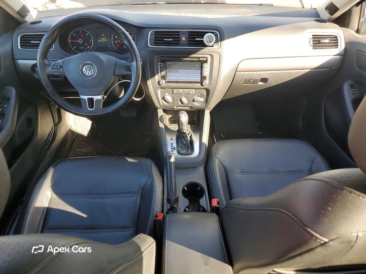 Volkswagen Jetta 2014