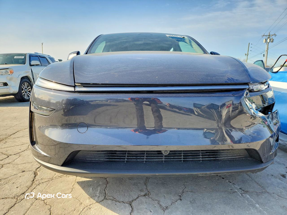 Tesla Model Y 2026