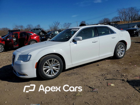 Chrysler 300 2017 - Image 1 of 12