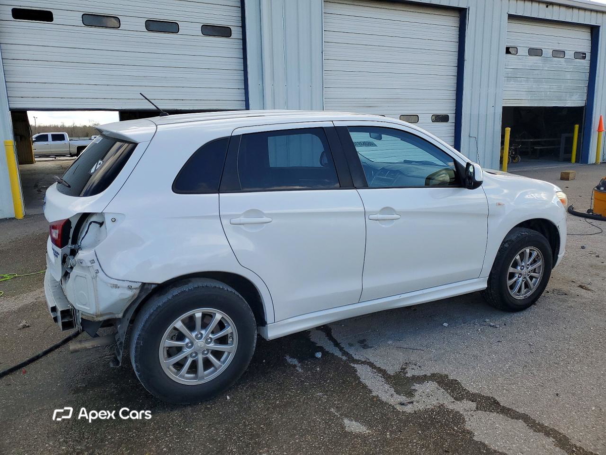 Mitsubishi Outlander 2011