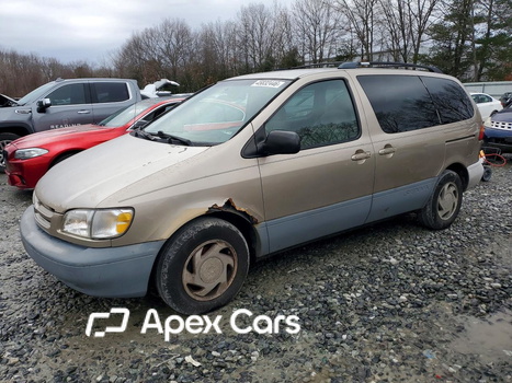 Toyota Sienna 2000 - Image 1 of 13