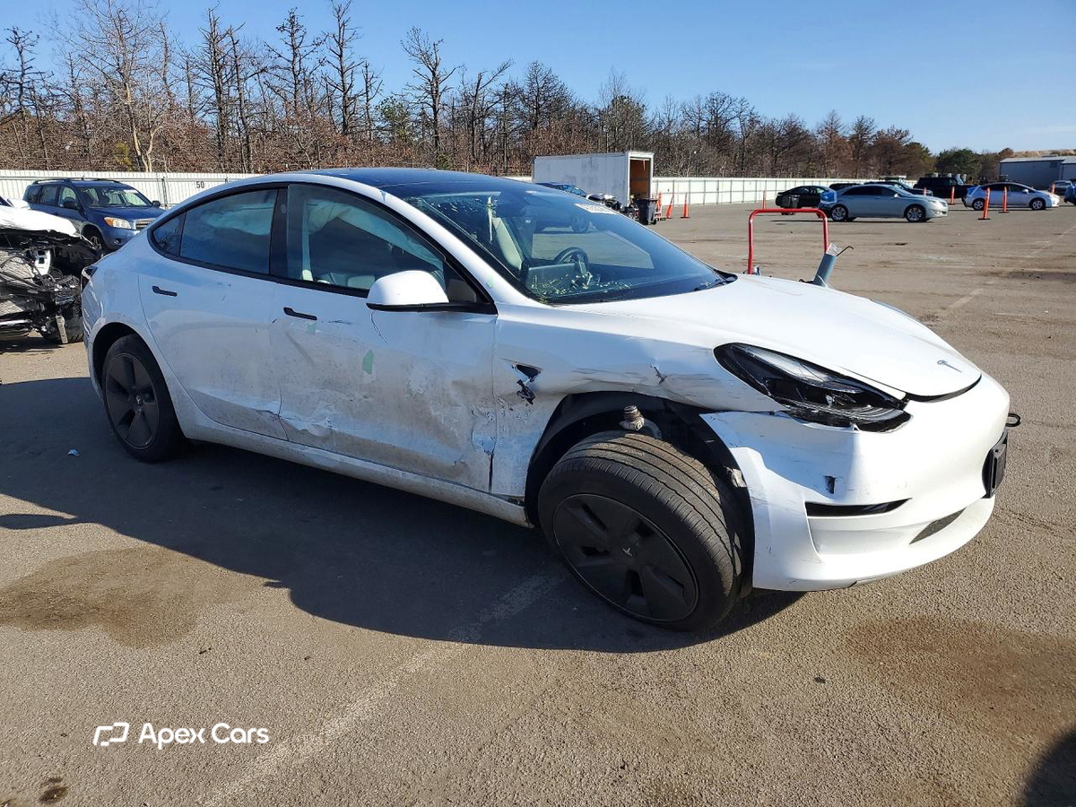 Tesla Model 3 2023