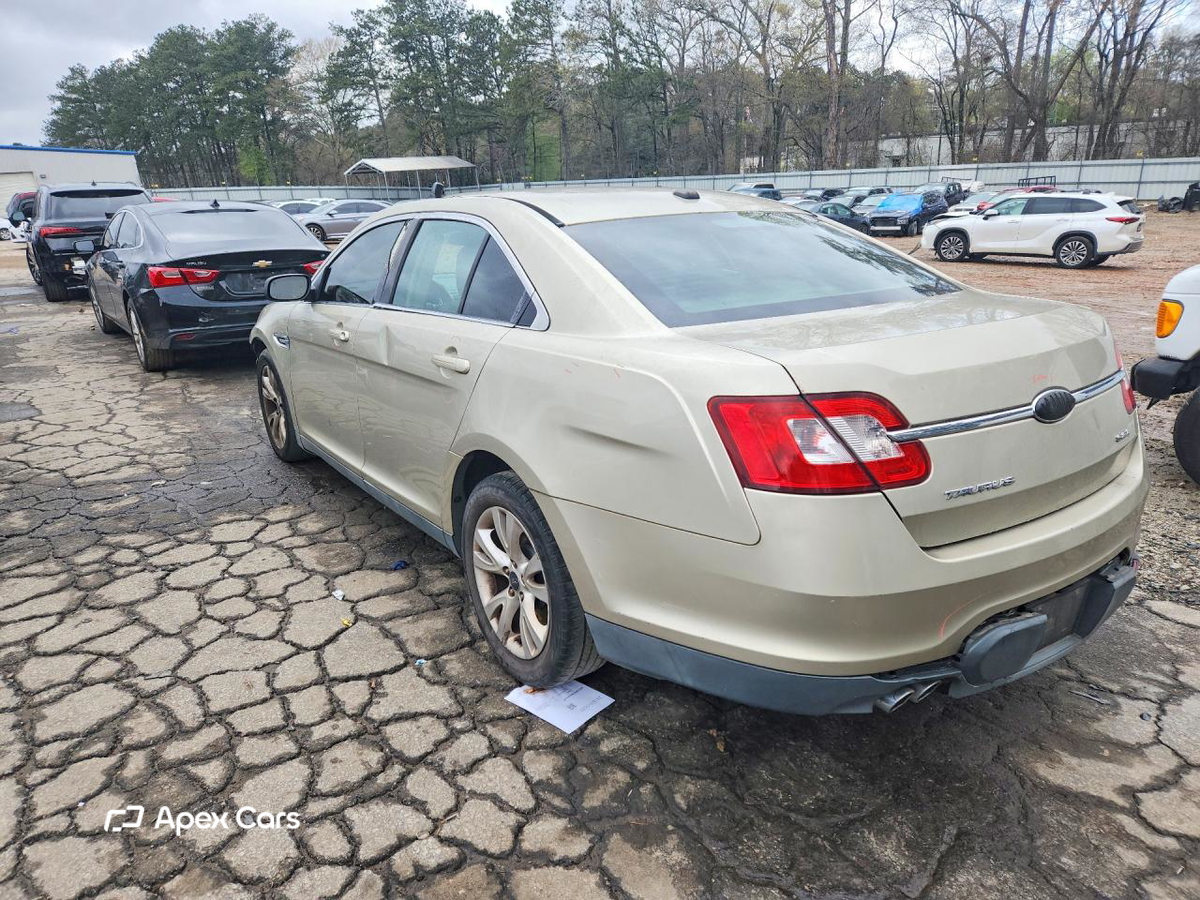 Ford Taurus 2011
