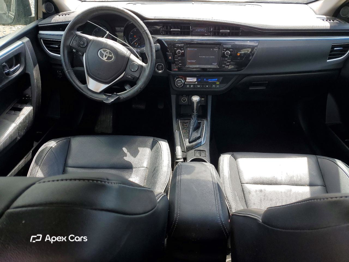 Toyota Corolla 2015