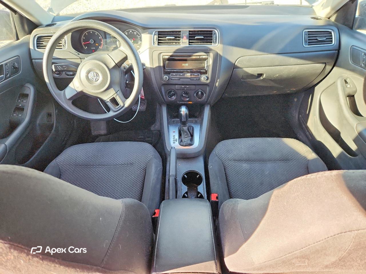 Volkswagen Jetta 2014