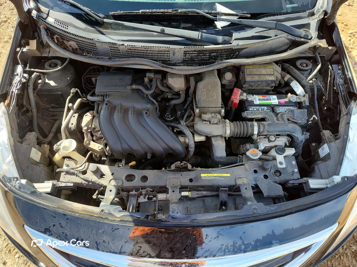 Nissan Versa 2015