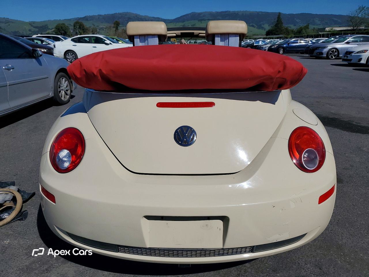Volkswagen Beetle 2006