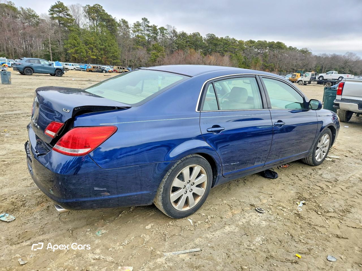 Toyota Avalon 2006