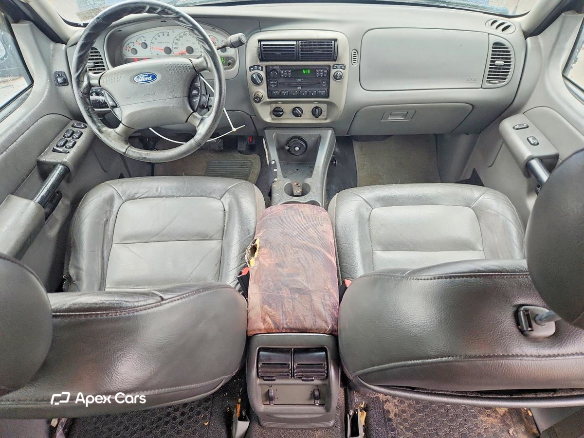 Ford Explorer 2004