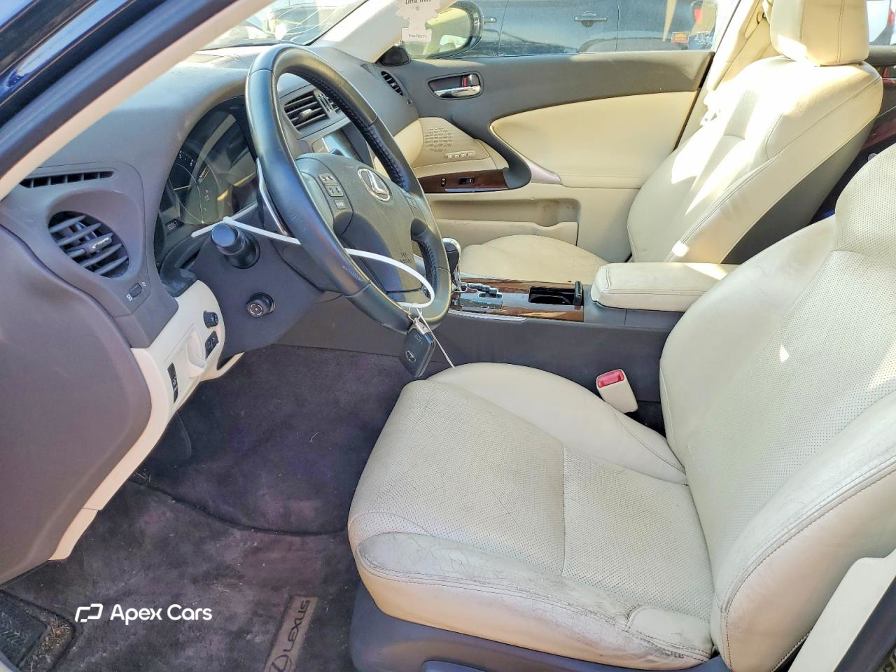 Lexus IS 2010