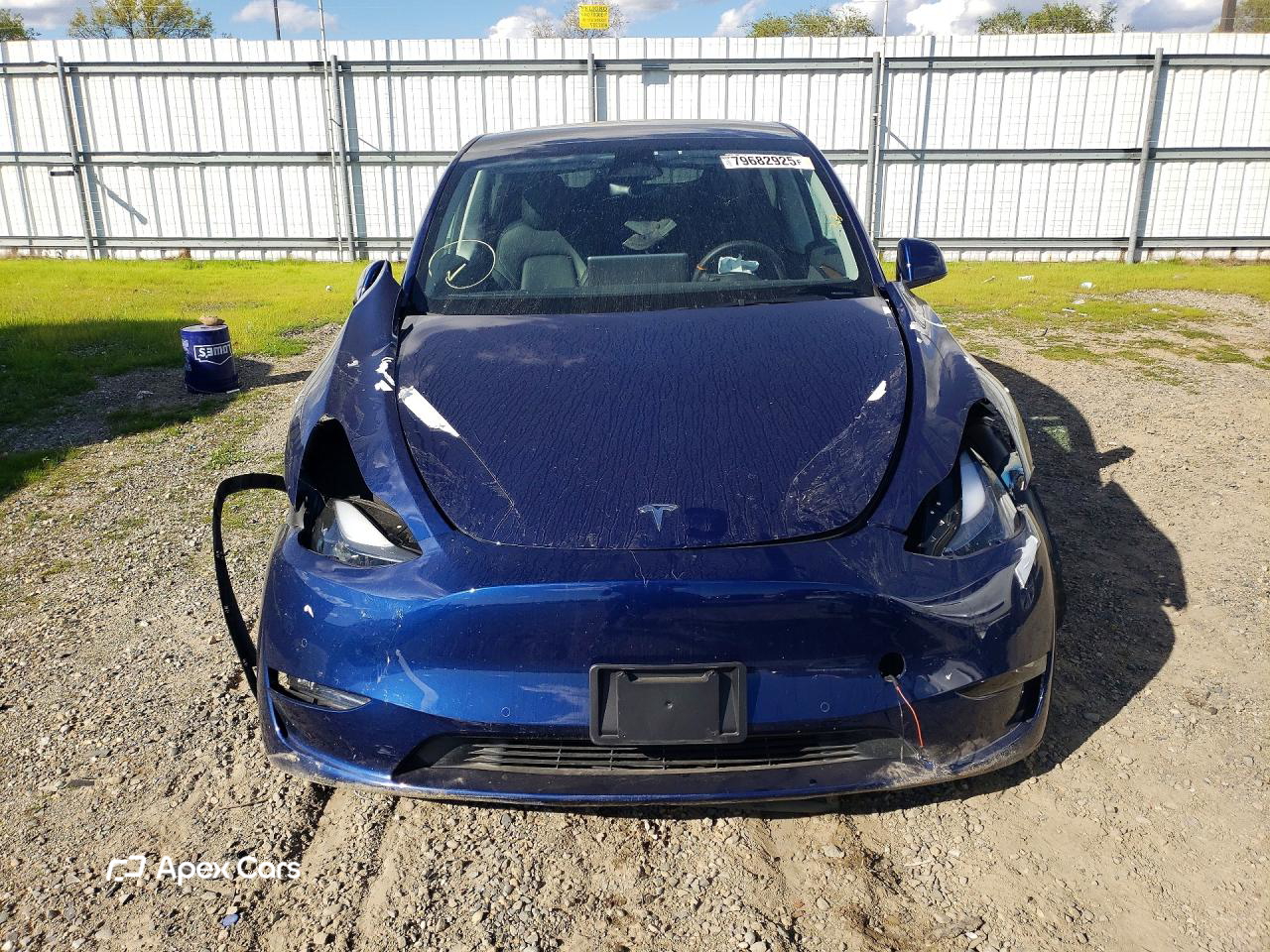 Tesla Model Y 2022