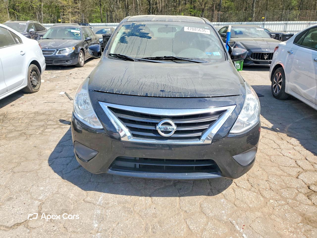Nissan Versa 2017