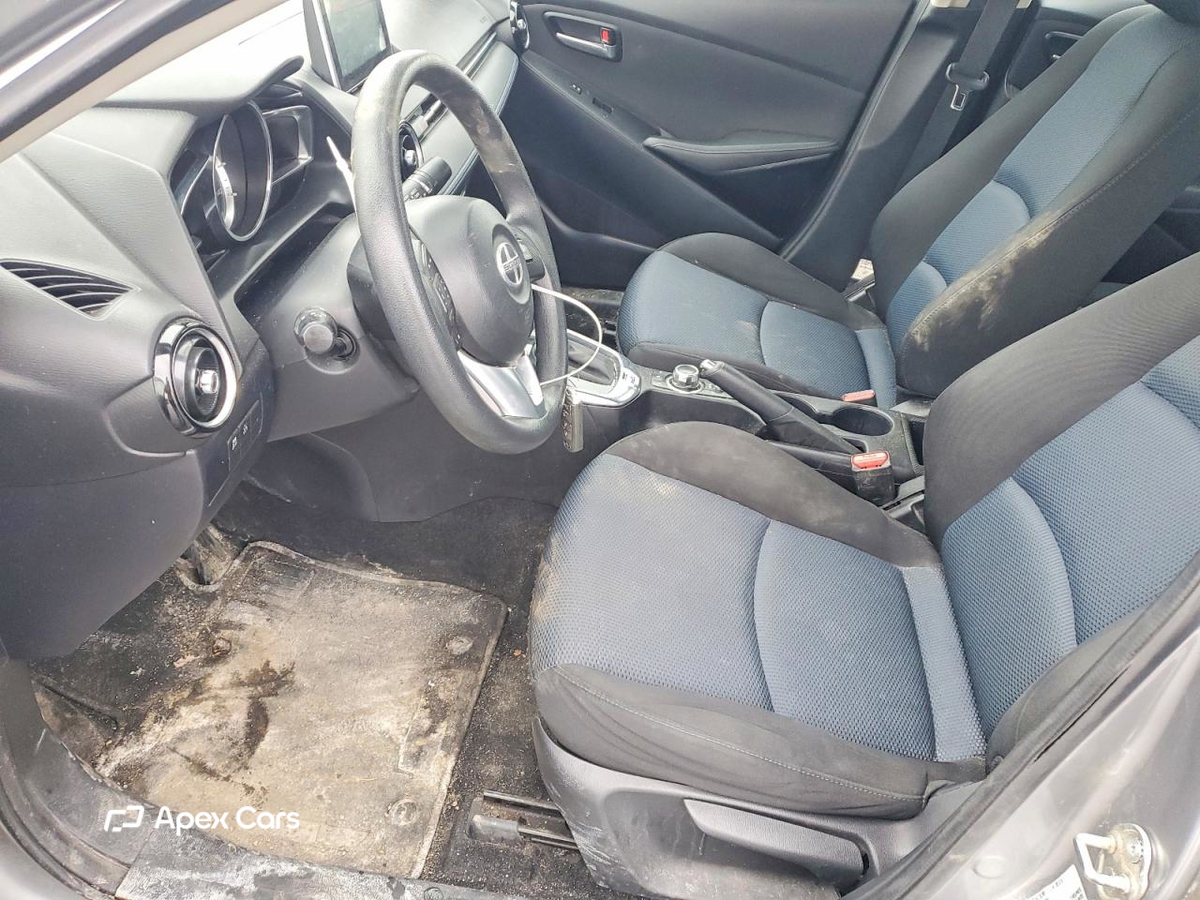 Scion iA 2016