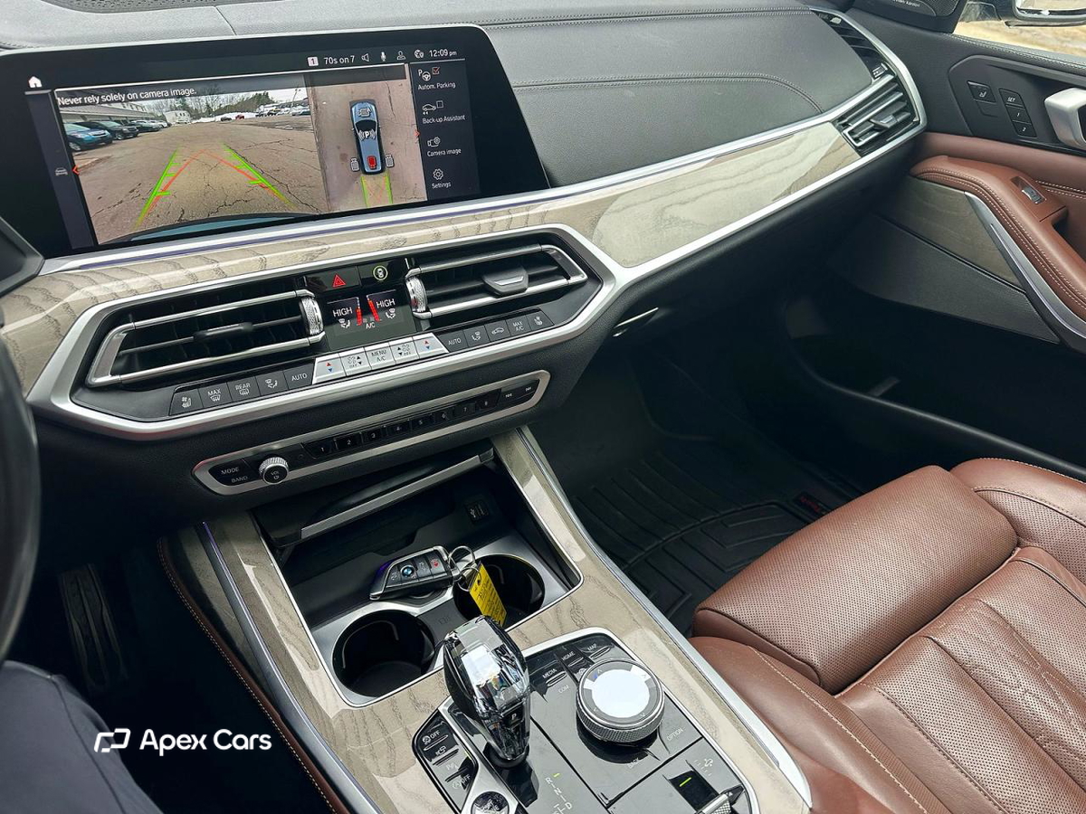 BMW X7 2022