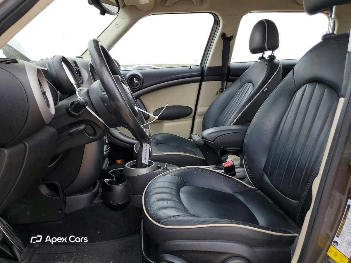 MINI Cooper 2011