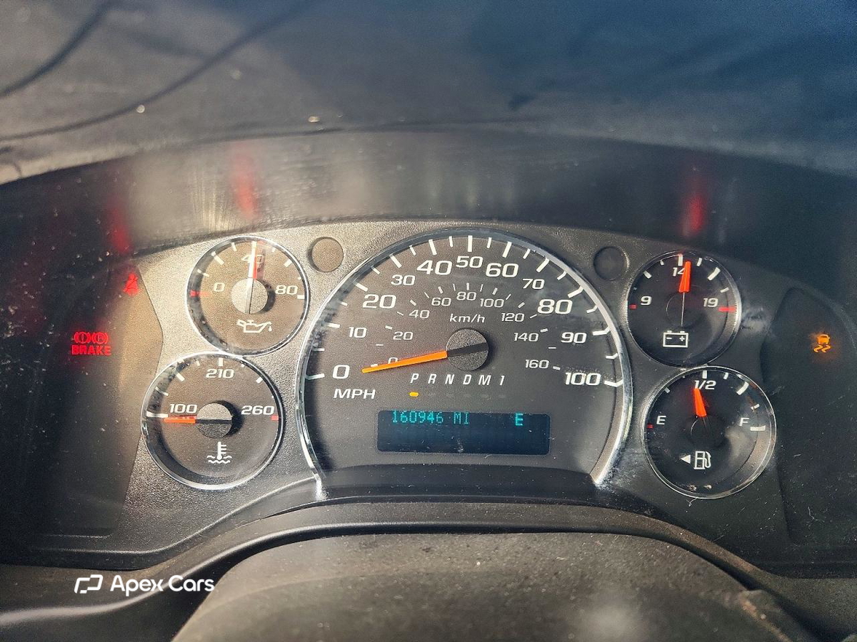 Chevrolet Express 2011