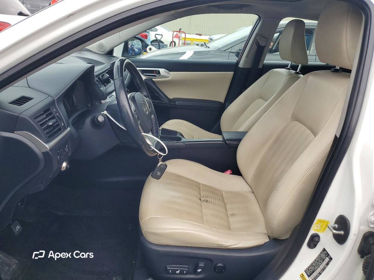 Lexus CT 2012