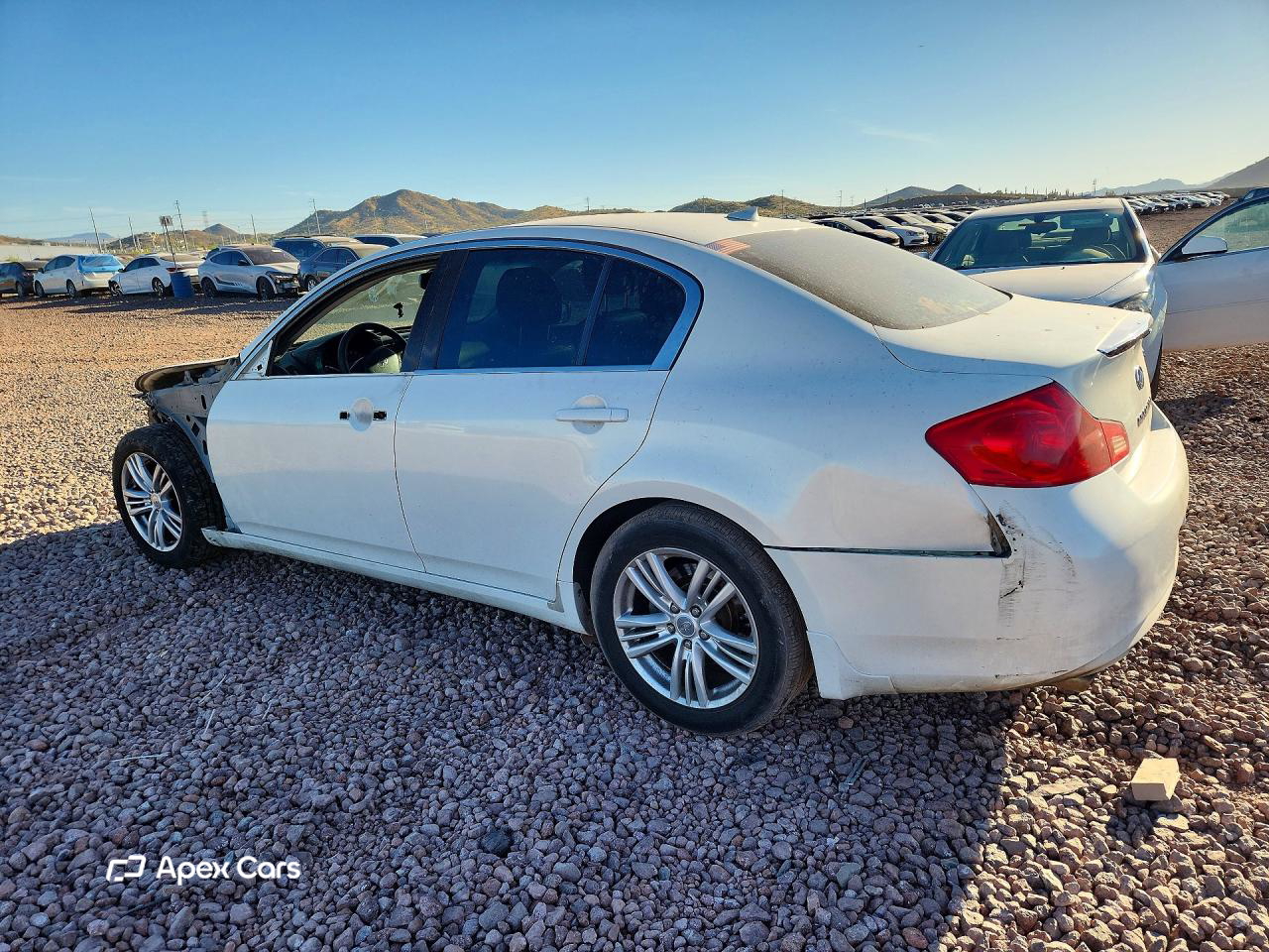 Infiniti G 2010