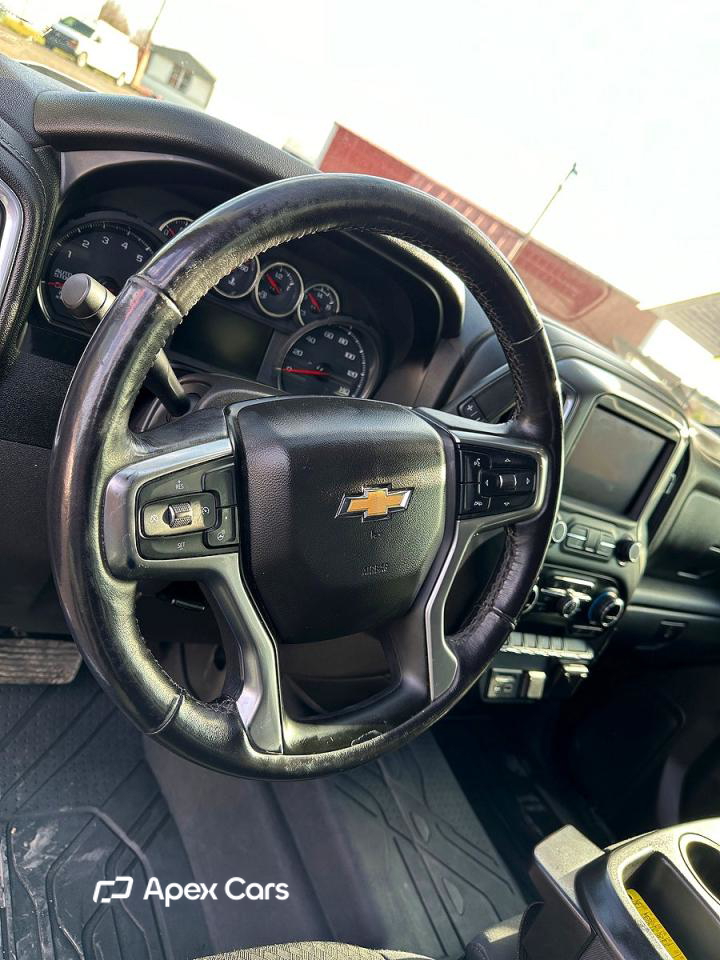 Chevrolet Silverado 2020