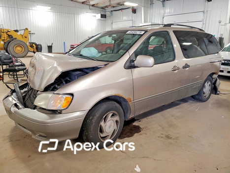 Toyota Sienna 2003 - Image 1 of 14