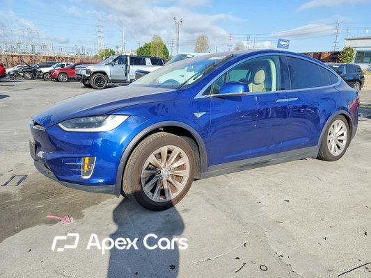 Tesla Model X 2016 - Zdjęcie 1 z 13