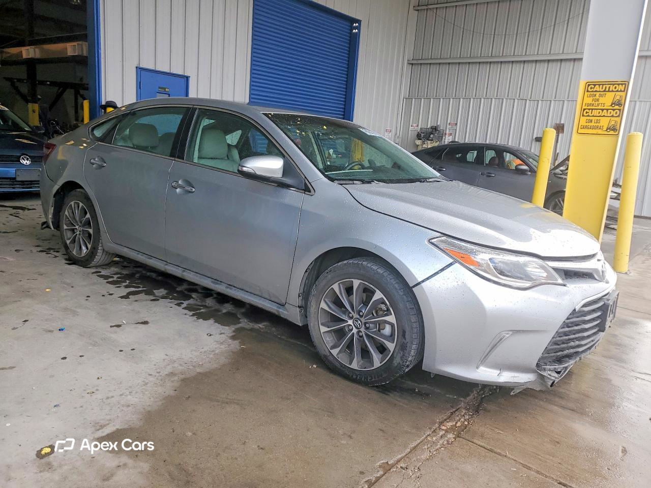 Toyota Avalon 2016