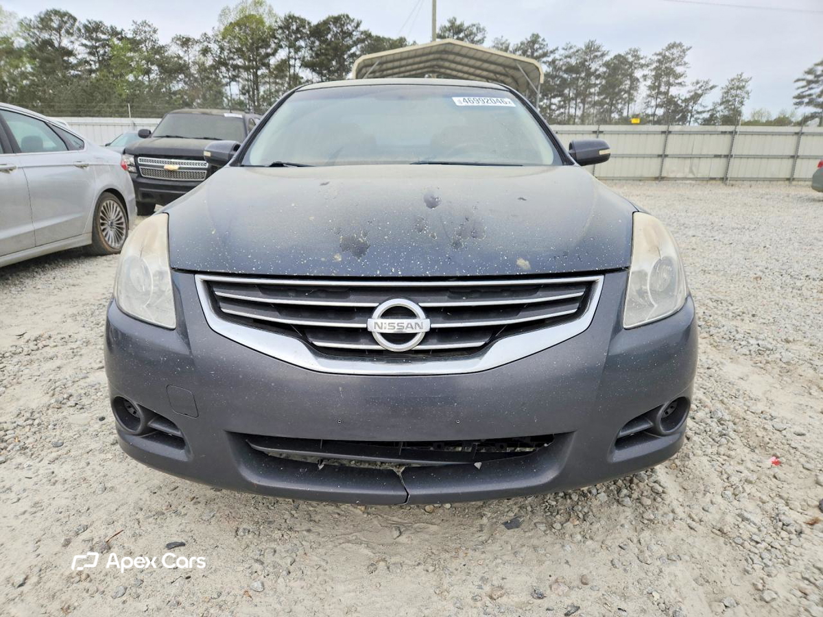 Nissan Altima 2011