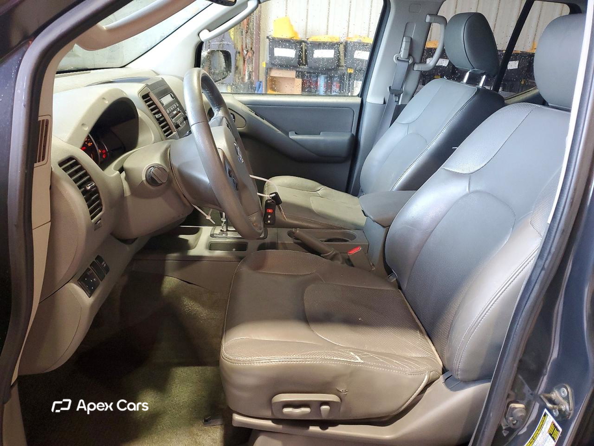 Nissan Navara (Frontier) 2010