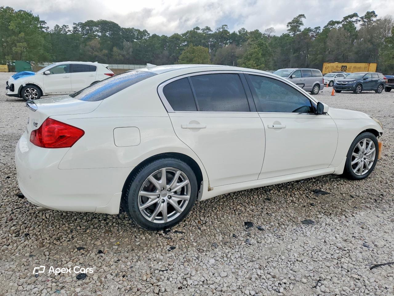 Infiniti G 2013
