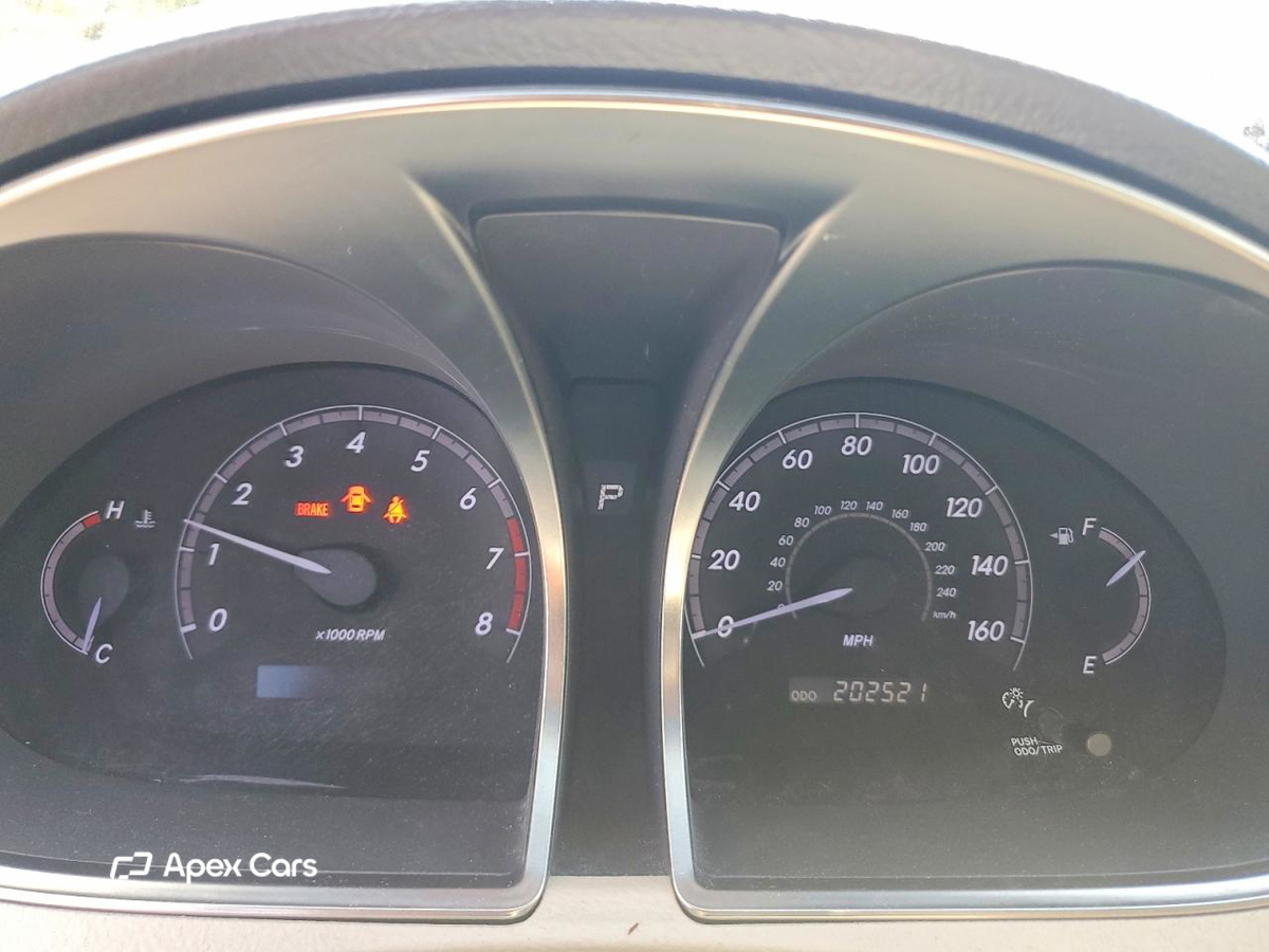 Toyota Avalon 2011