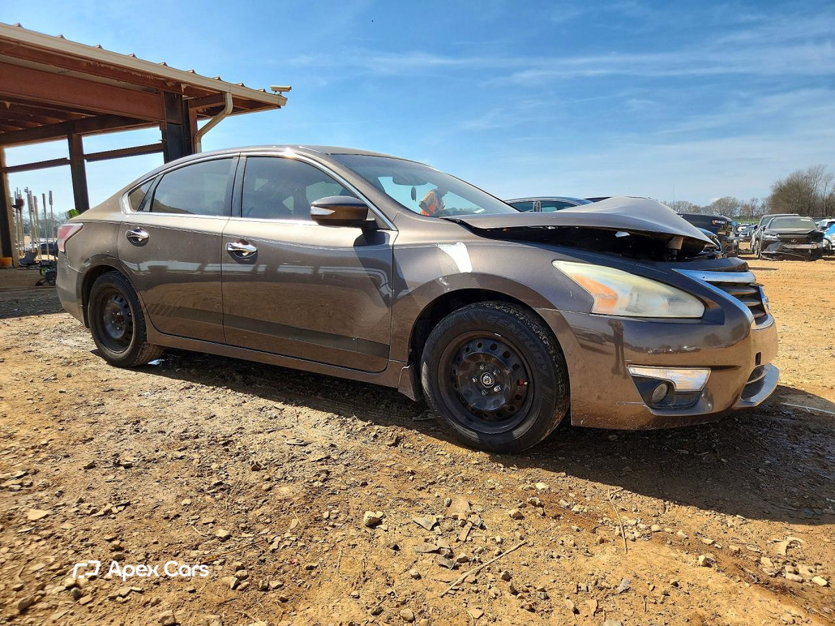 Nissan Altima 2015