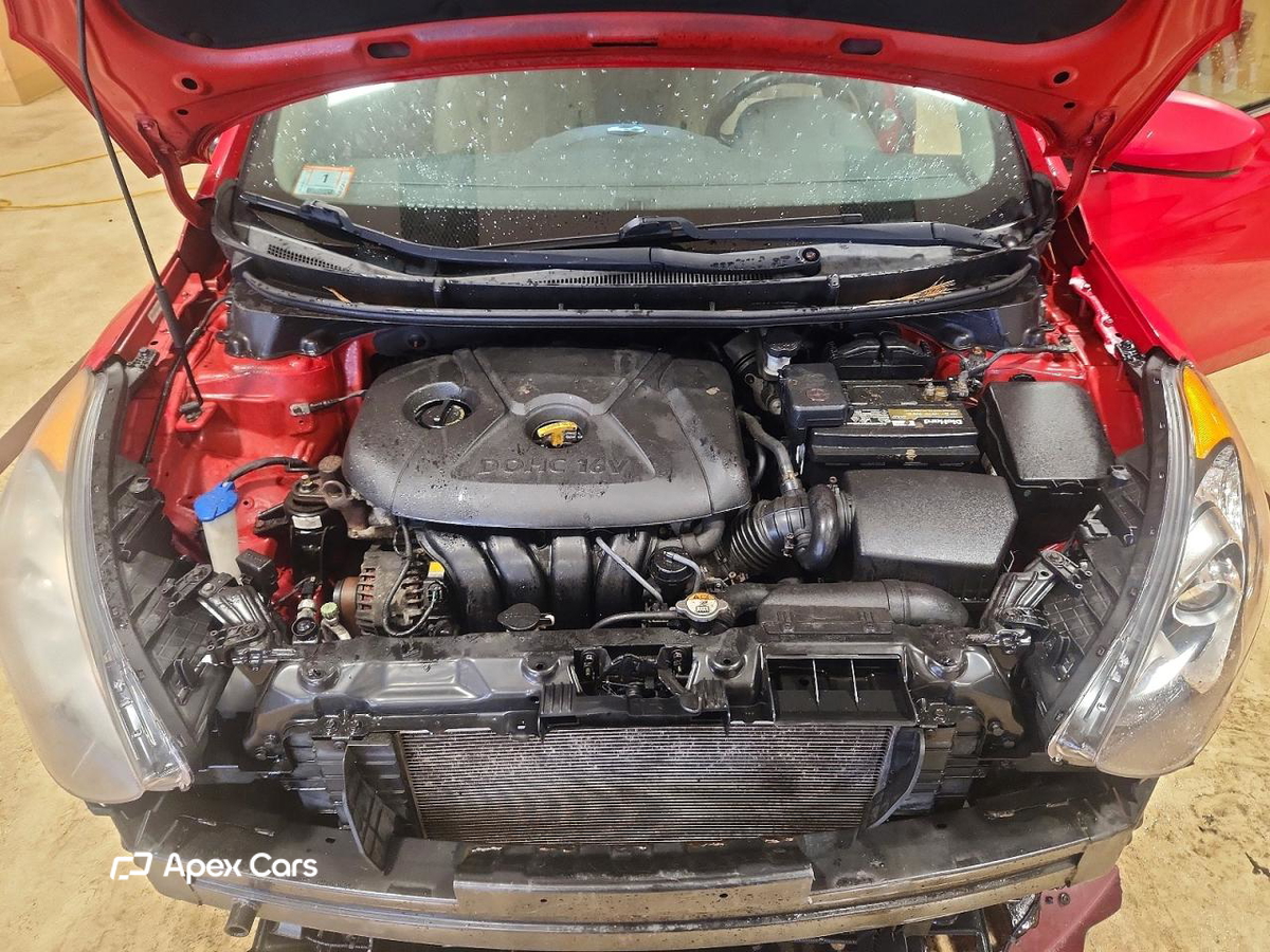 Hyundai Elantra 2013