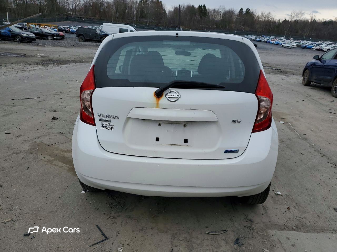 Nissan Versa 2016