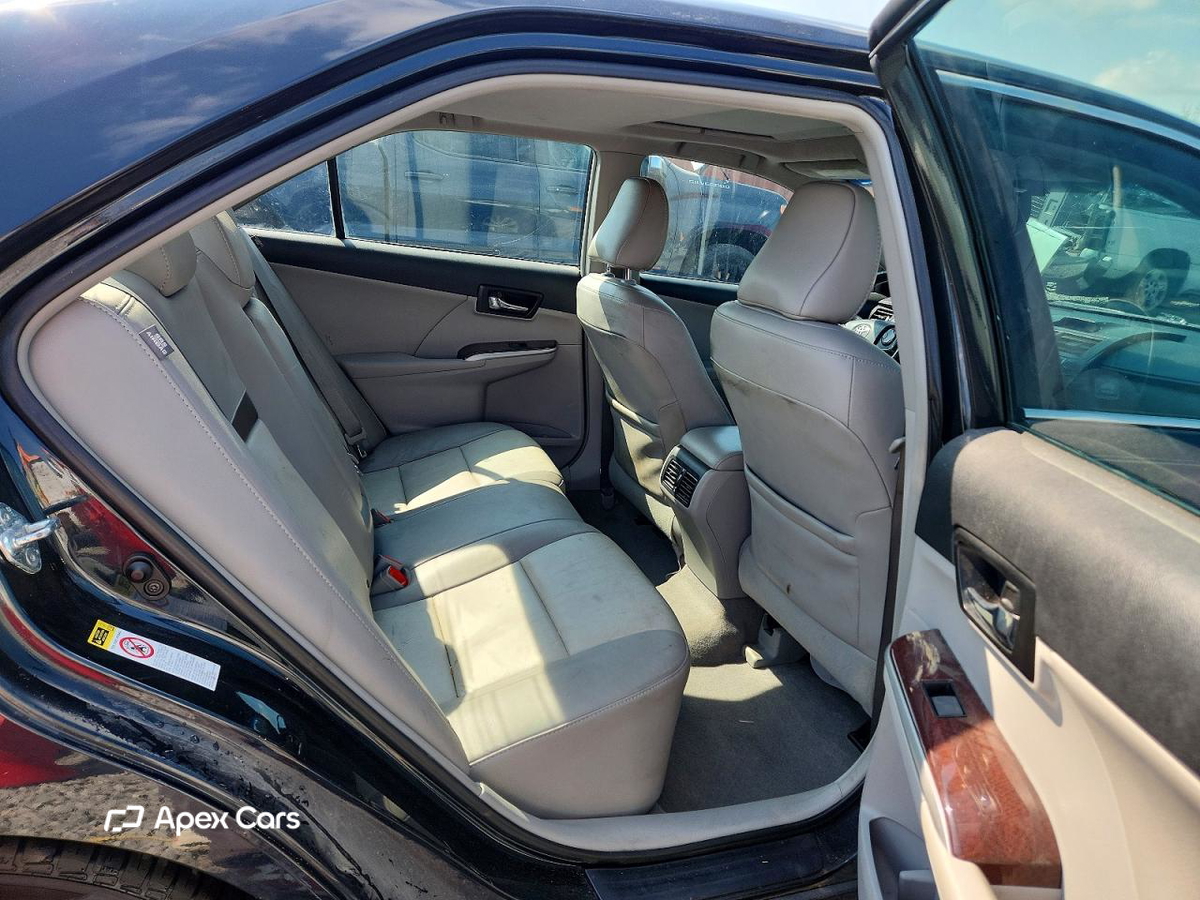 Toyota Camry 2012