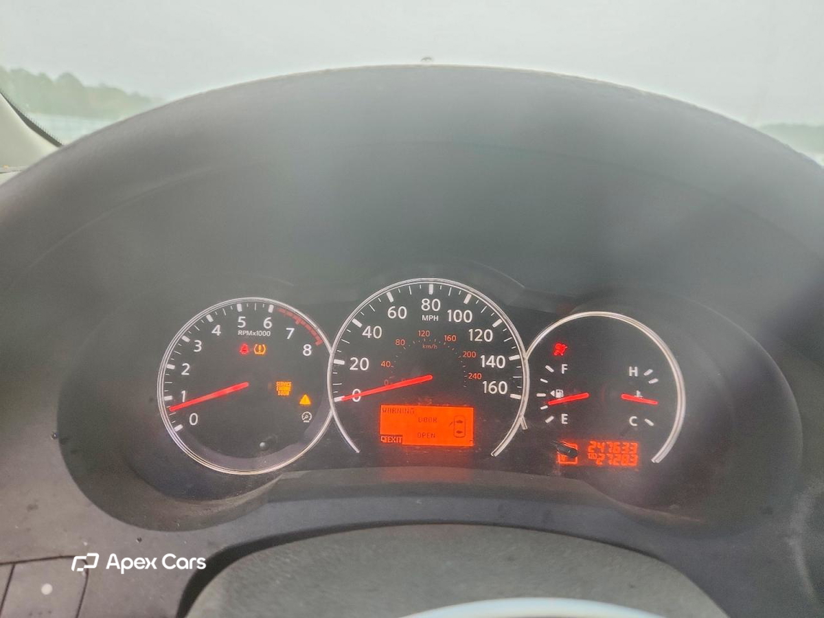 Nissan Altima 2010