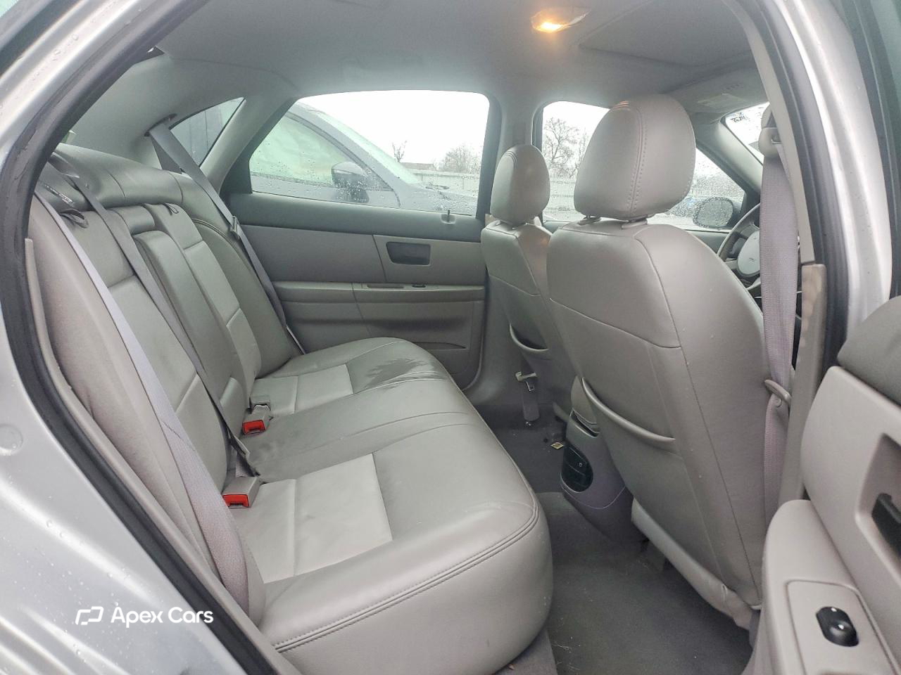 Ford Taurus 2005