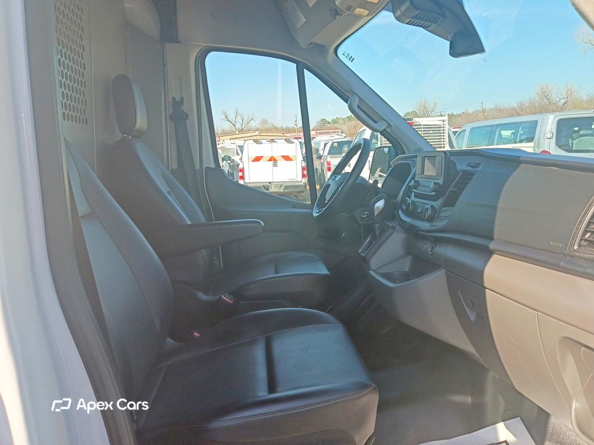 Ford Transit 2022