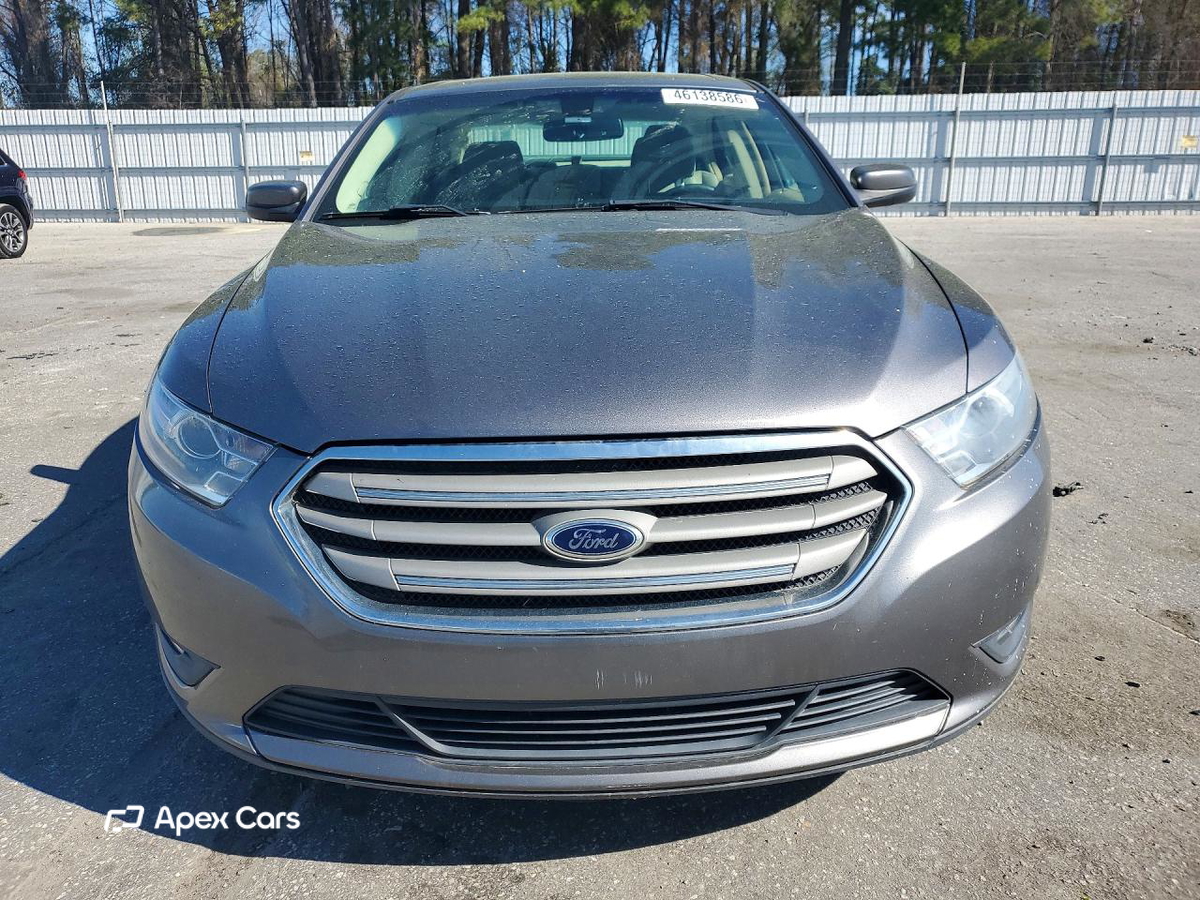 Ford Taurus 2014