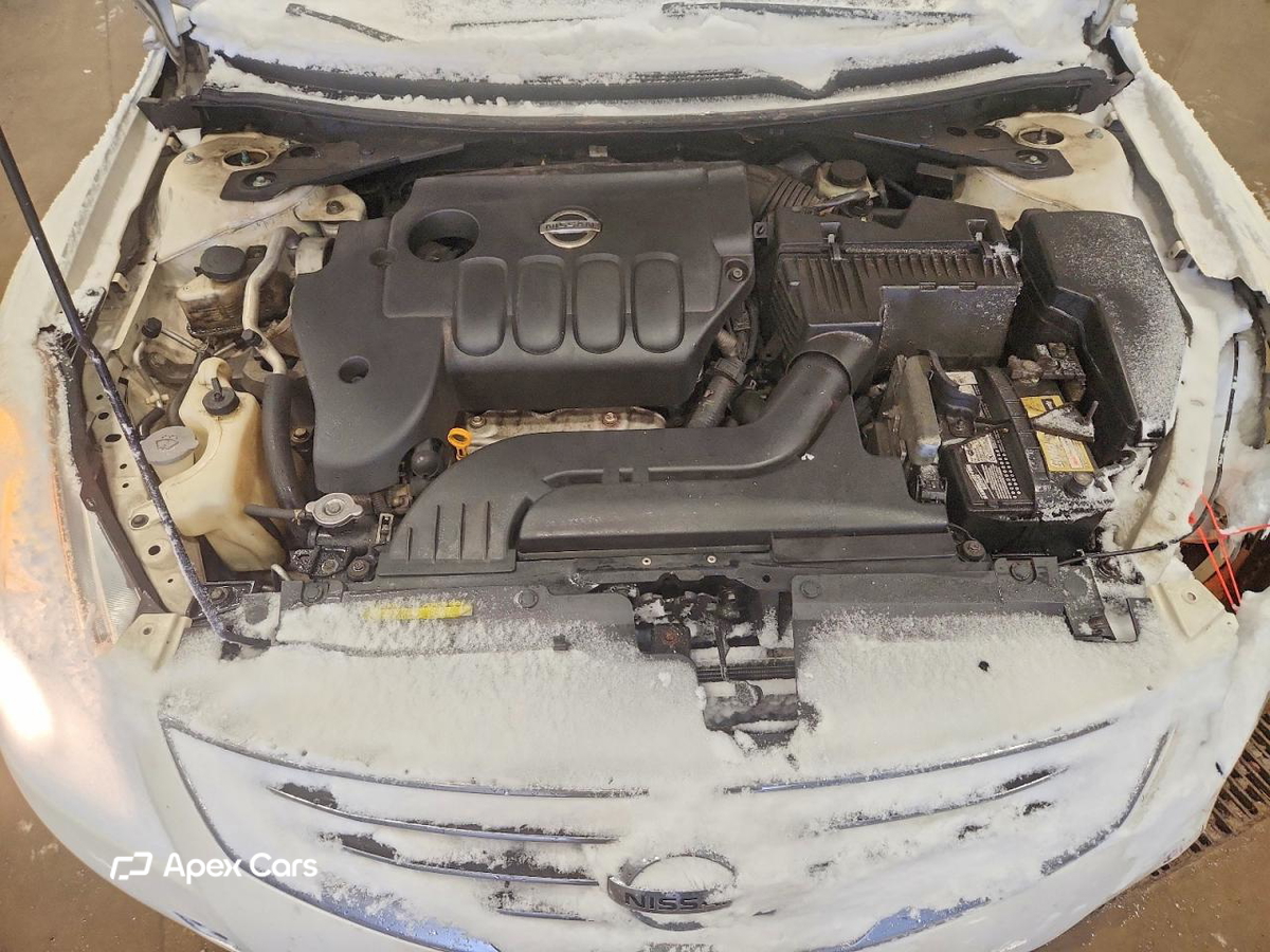 Nissan Altima 2011