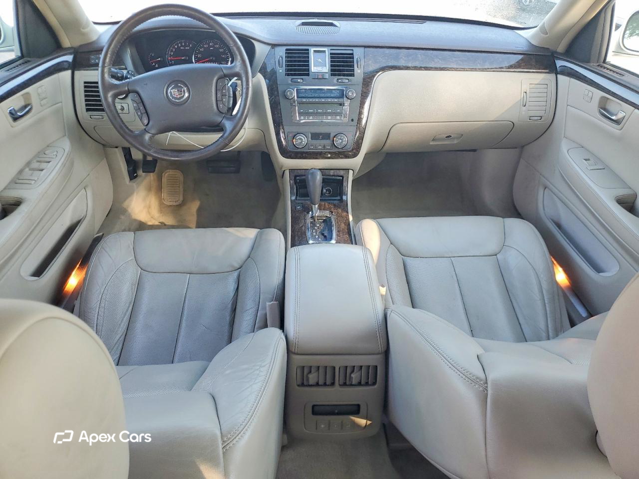 Cadillac DTS 2010