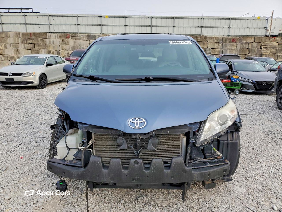Toyota Sienna 2017