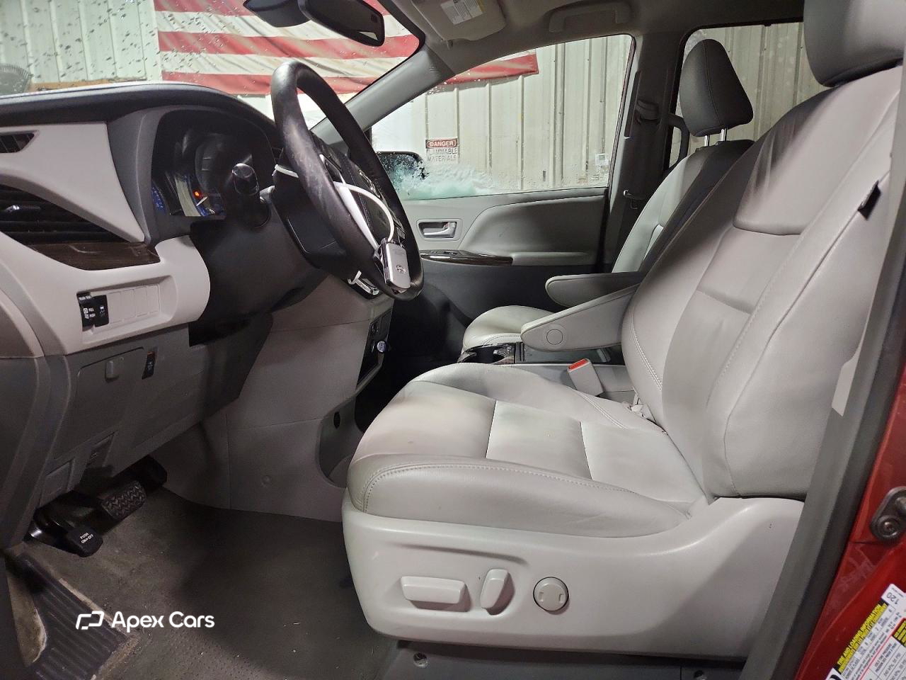 Toyota Sienna 2018