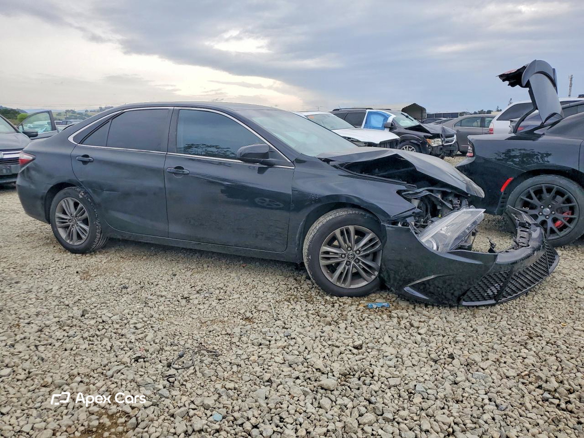 Toyota Camry 2016