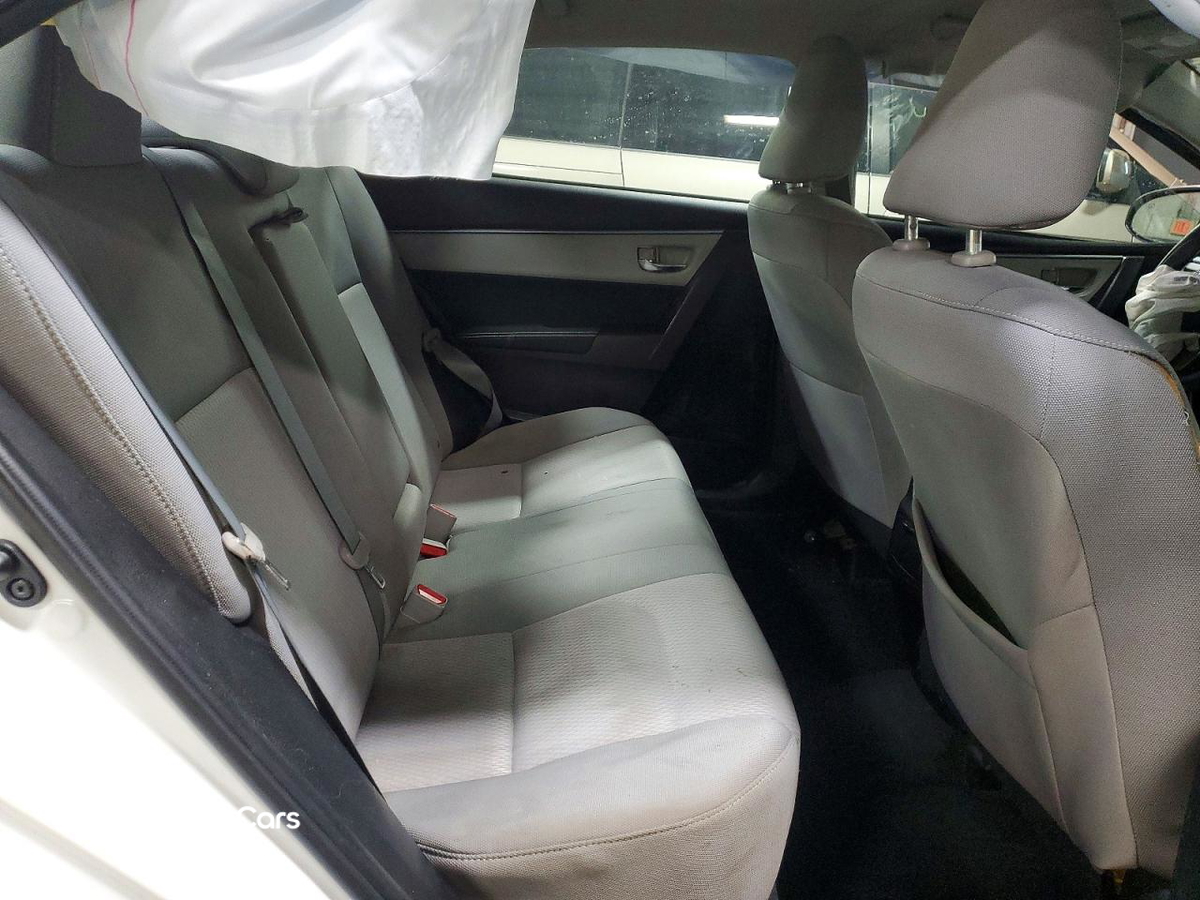 Toyota Corolla 2015
