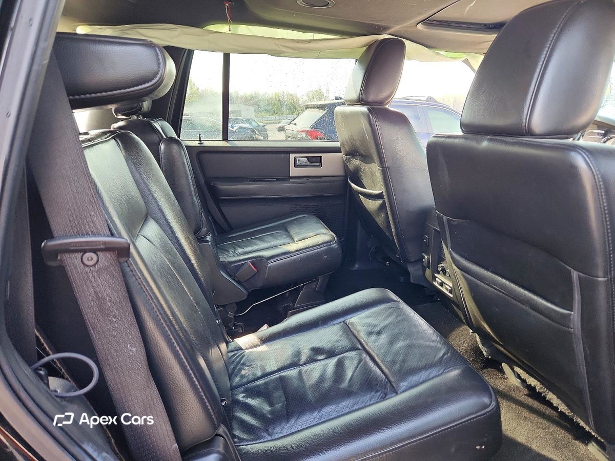 Ford Expedition 2012